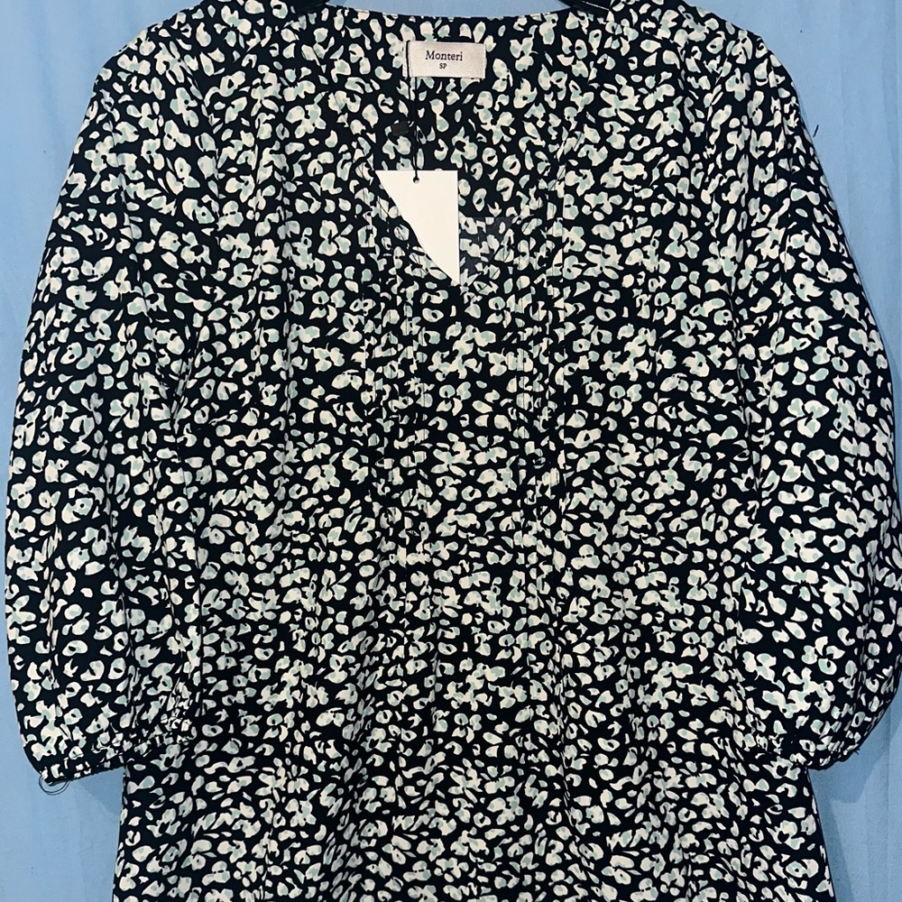 Women’s Black, White & Green Floral Blouse